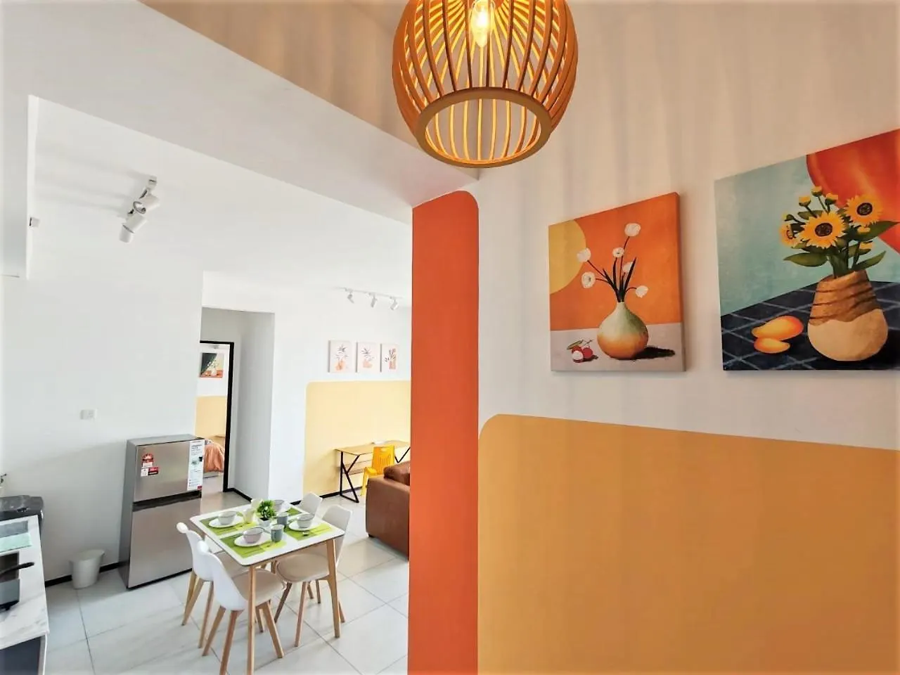 Urban Simplicity Suite, 5 Pax, 2 Car Parks At Urban Suites Georgetown By Superstay Jelutong Apartment
